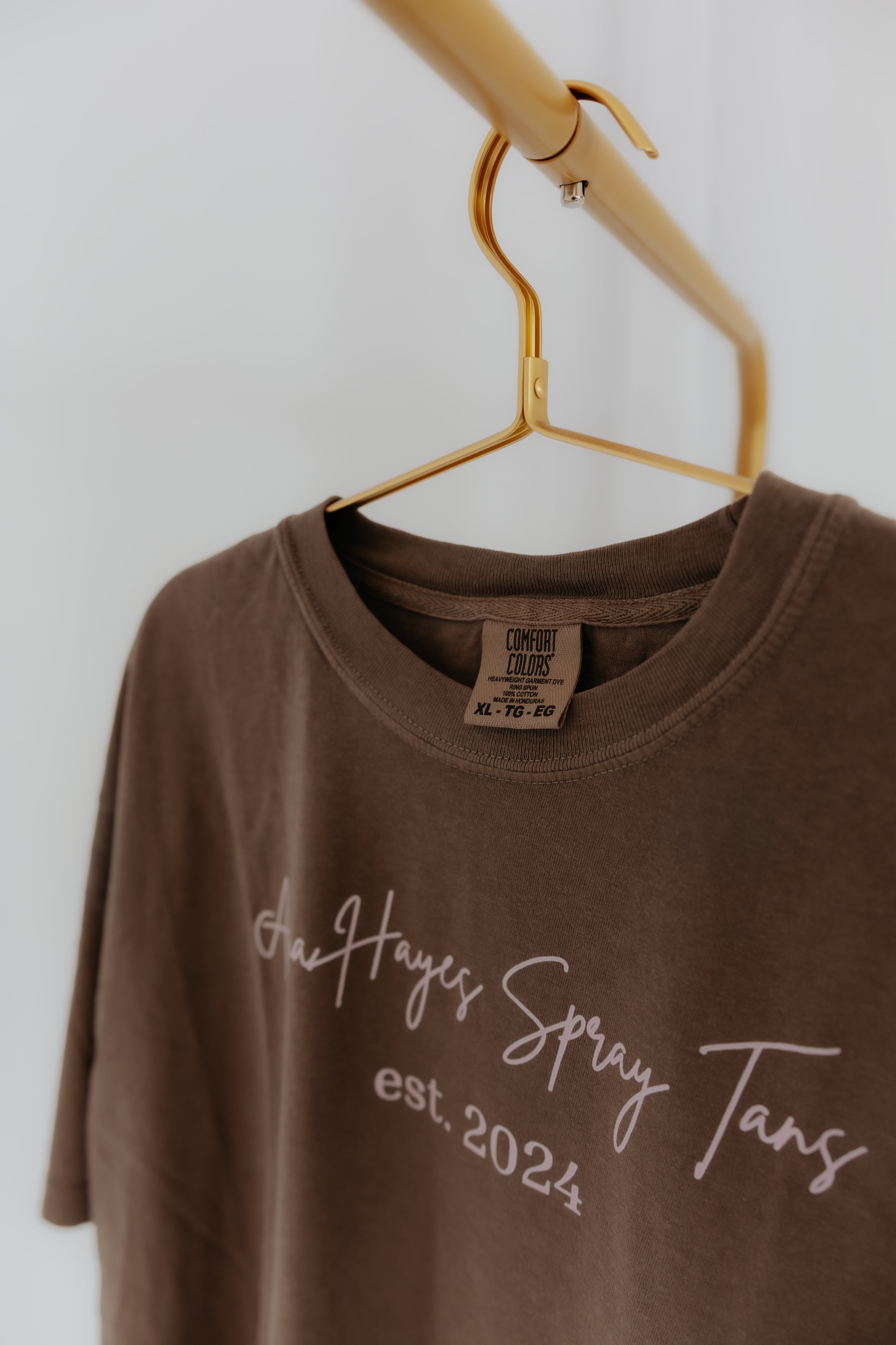 Anna Hayes Spray Tans Brown Tshirt